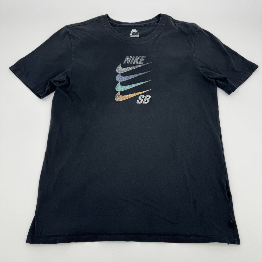 Nike SB Graphic Futura T-Shirt Black‎ Swoosh Tee Skateboarding 912255-010 Medium